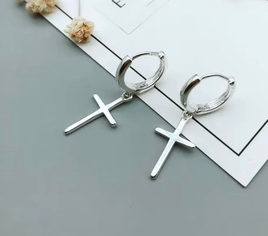925 Sterling Silver cross dangling Earring